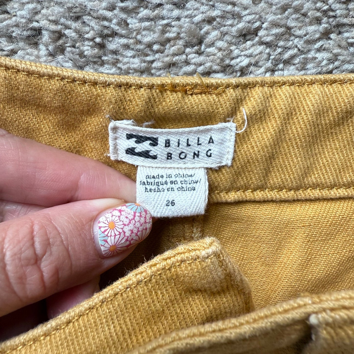 Billabong Cargo Trousers in Mustard Yellow - Size 26