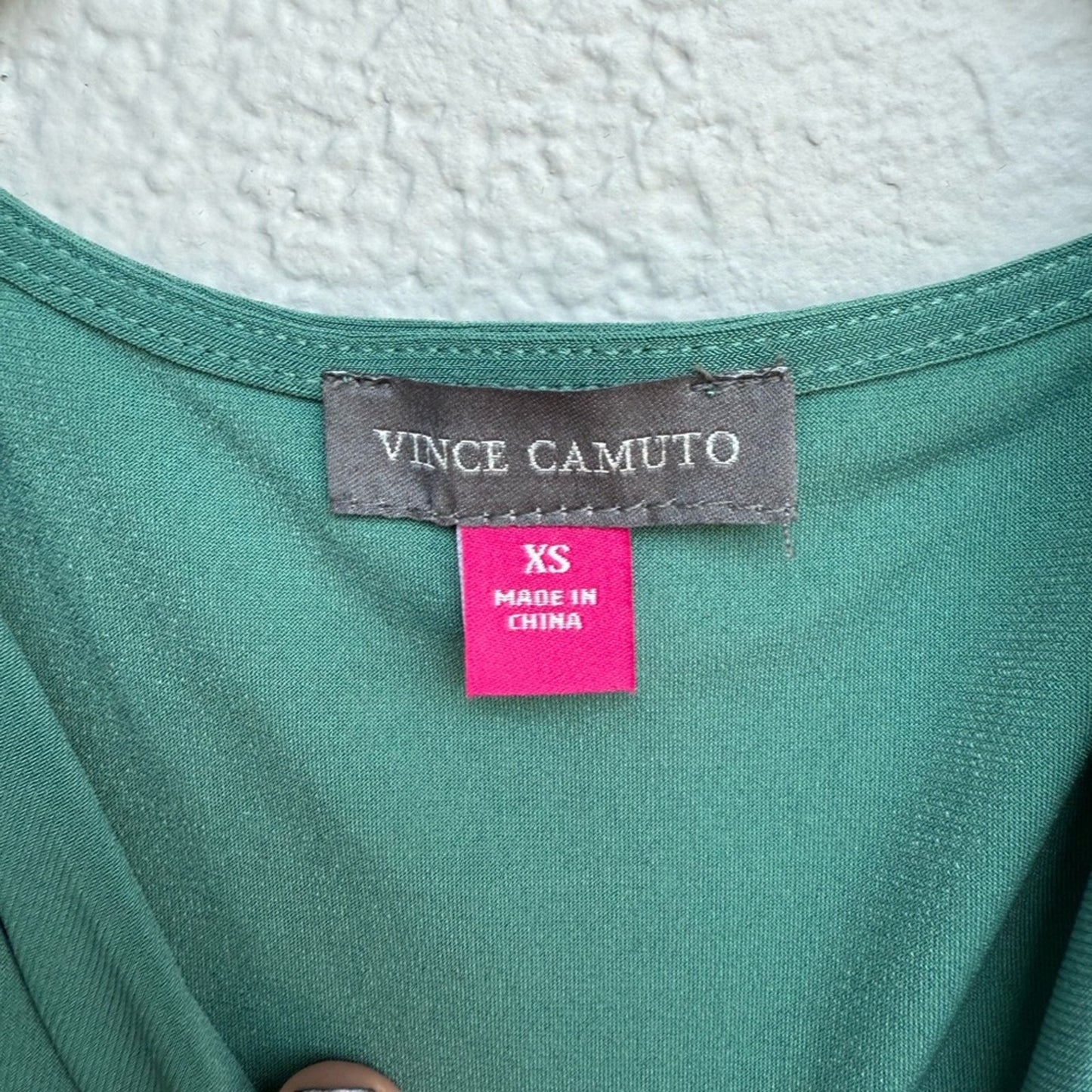 Vince Camuto Green Draped Sleeveless Blouse - Size XS