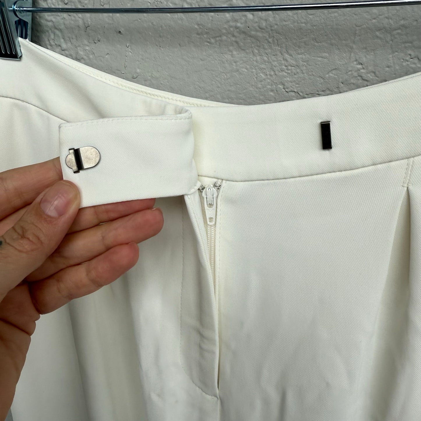 Open edit pleated wide leg pants size 6