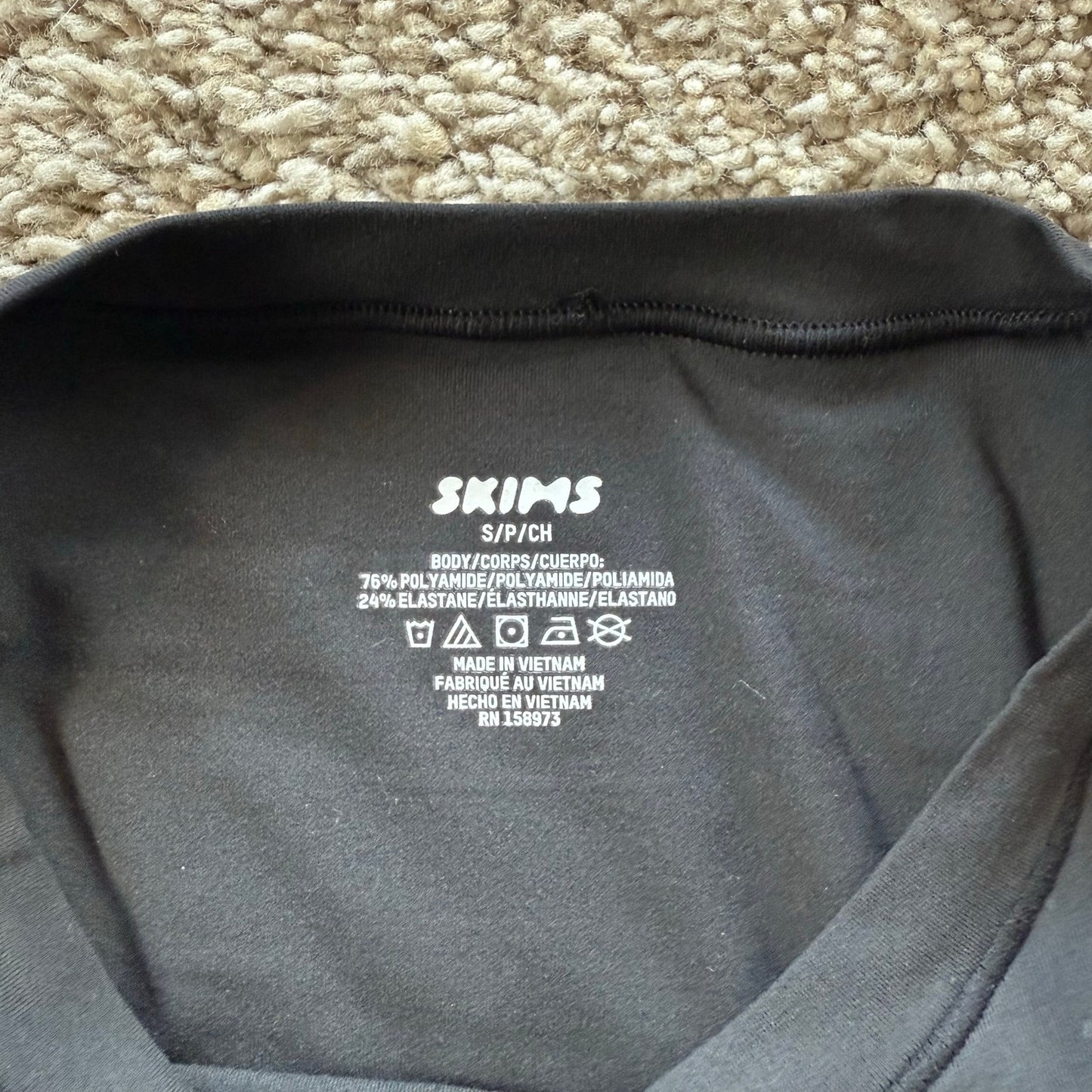 Skims long sleeve body suit - small