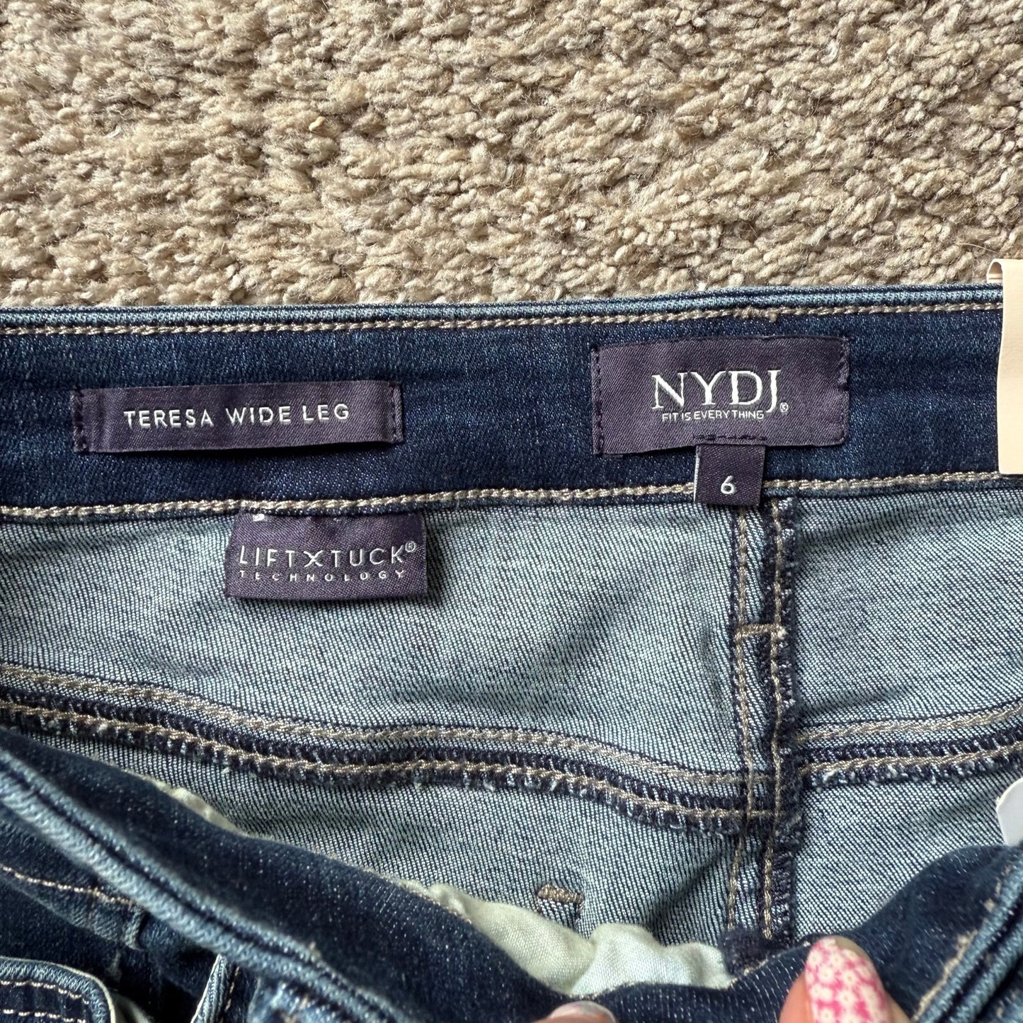 NYJD Teresa Wide Leg Jeans Size 6