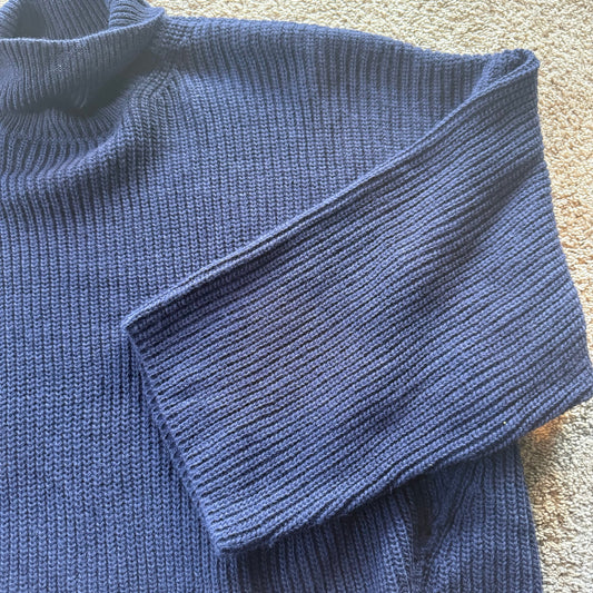 Thick Knit Topshop Sweater in Navy Blue - Size Medium