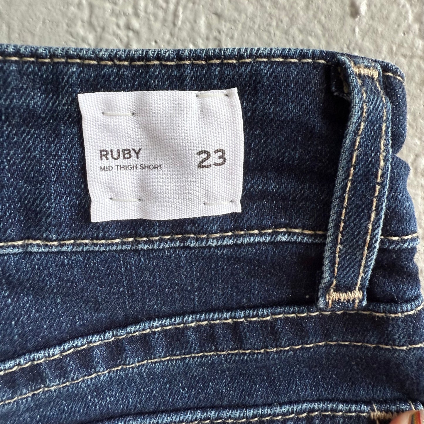 Hudson Rolled Cuff Short Denim Jean Shorts - 23" waist