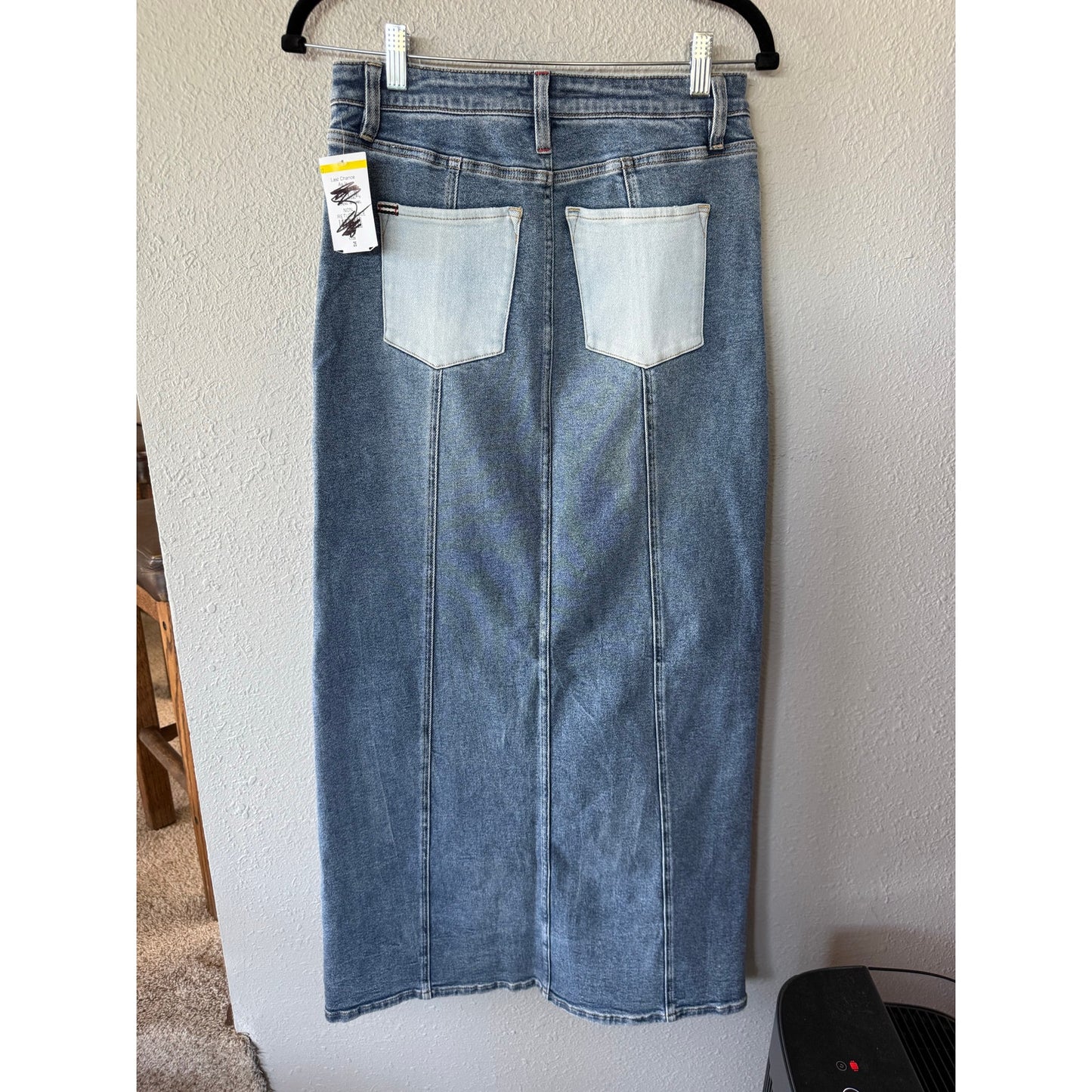 Alice and Olivia two toned denim maxi skirt size 1