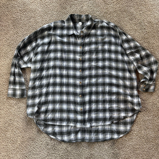 Comfy and Stylish BP Plaid Oversized Flannel M/L