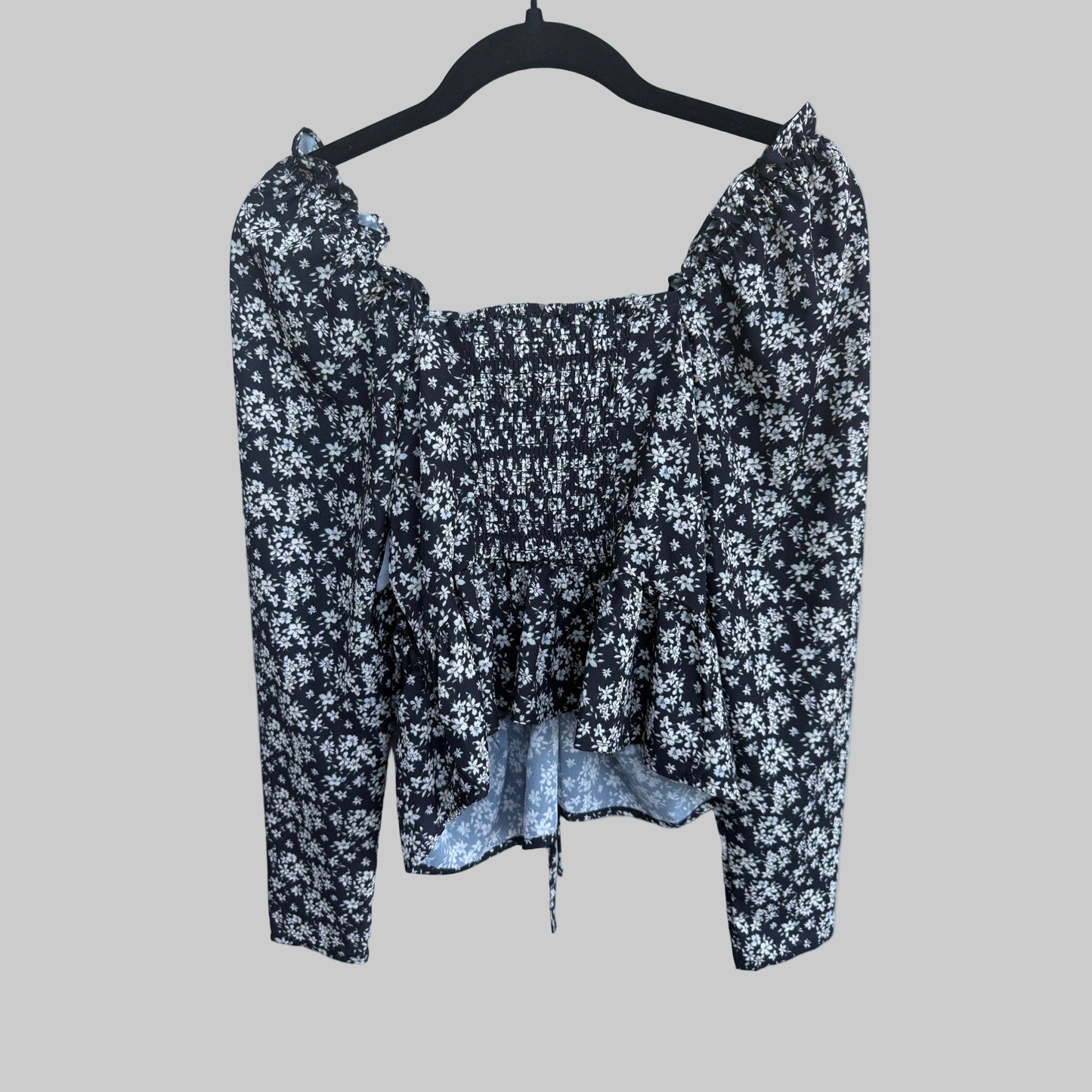 Vigoss Floral Top - Size Small