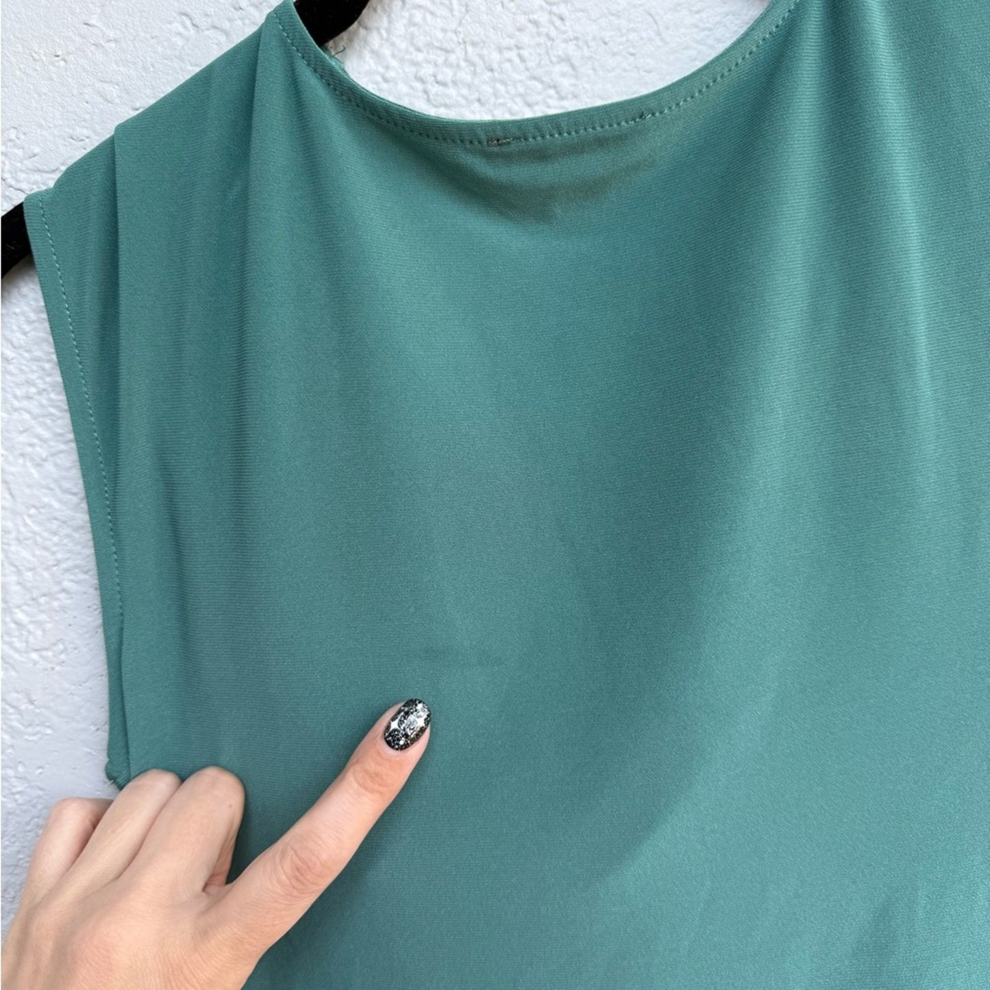 Vince Camuto Green Draped Sleeveless Blouse - Size XS