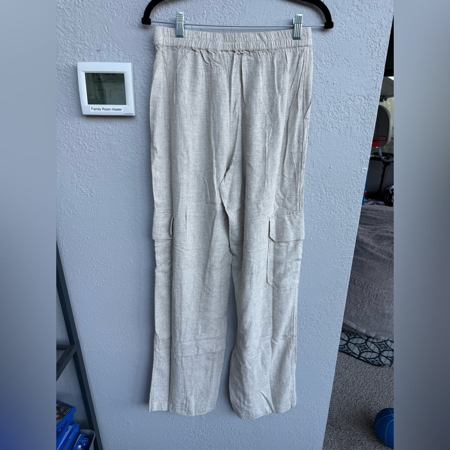 Loose Fit Cargo Pants - Medium