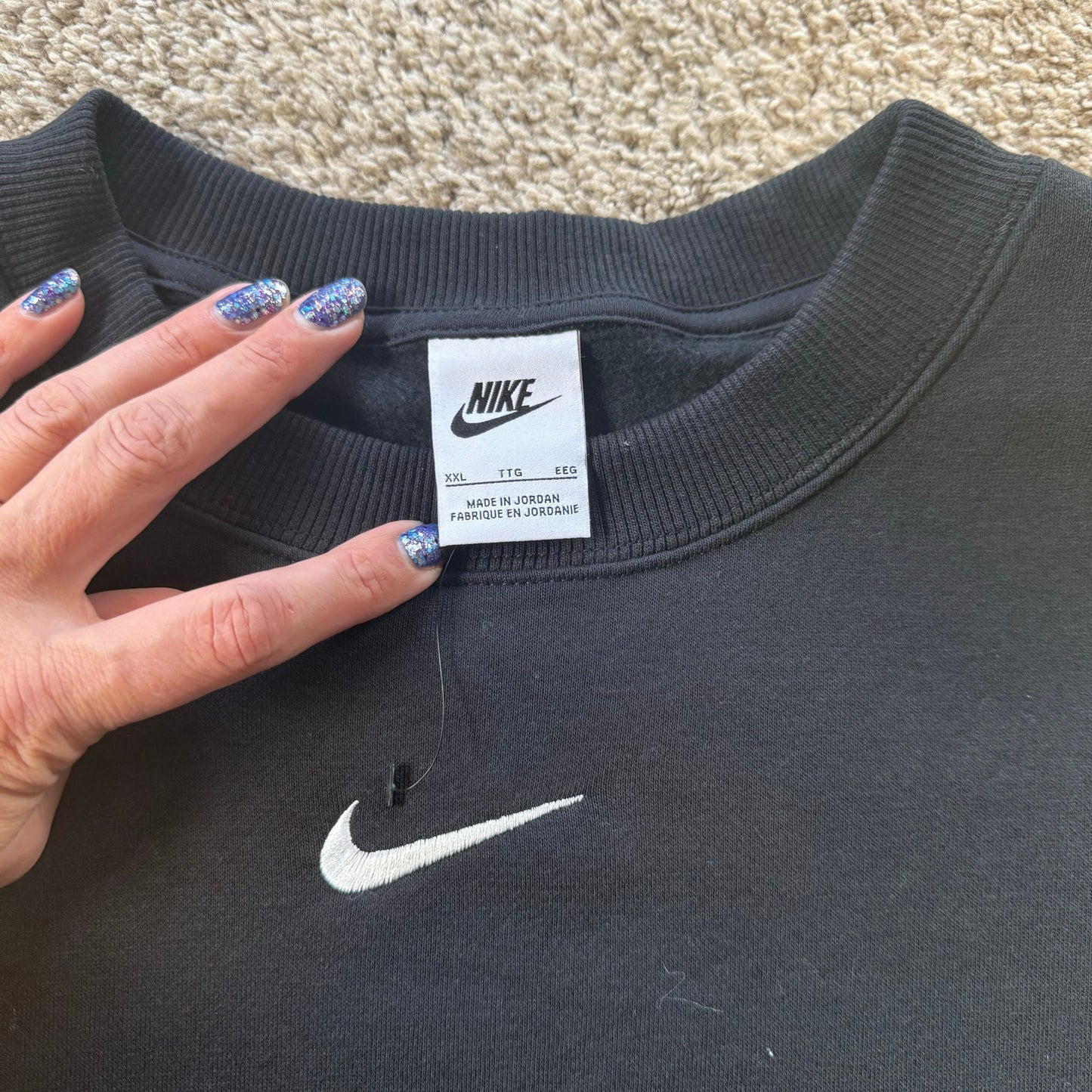 Nike Cropped Oversized Sweatshirt  in Black - Size XXL