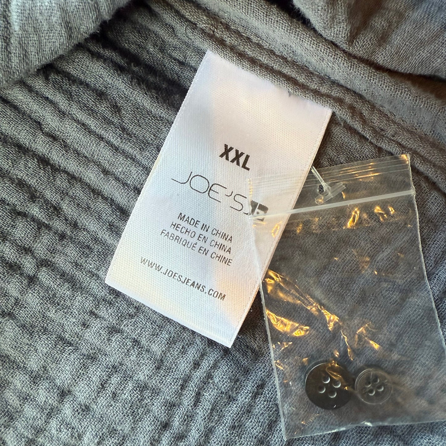 Joe’s Jeans Casual Button Down Shirt in Gray - Size XXL