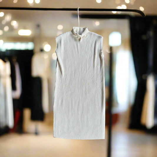 Ralph Lauren Sleeveless Wool Dress in Medium