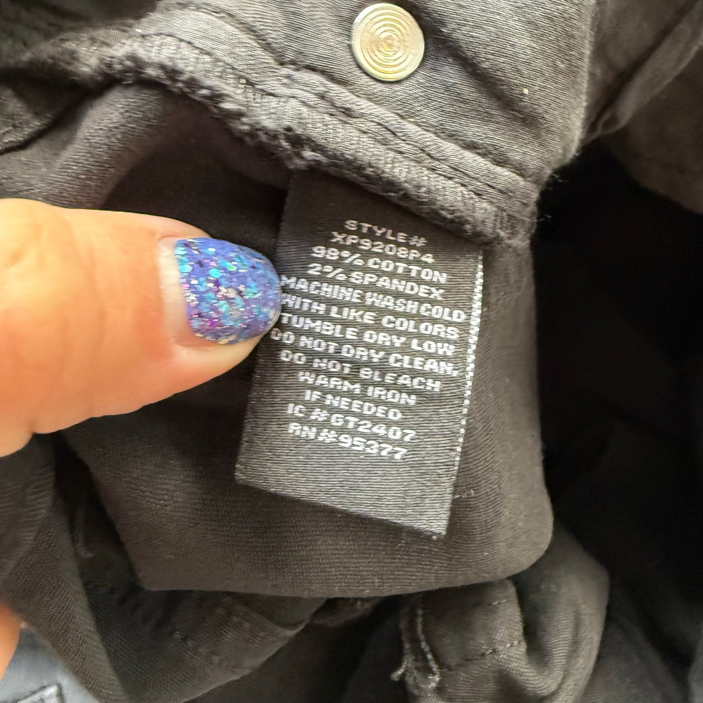 Sanctuary Classic Black Cargo Pants - Size 25