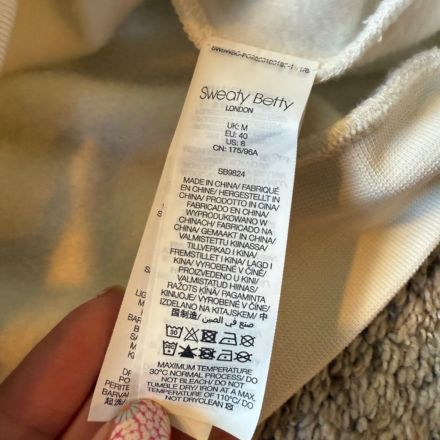 Sweaty Betty Zip Up Hoodie in White - Size Medium