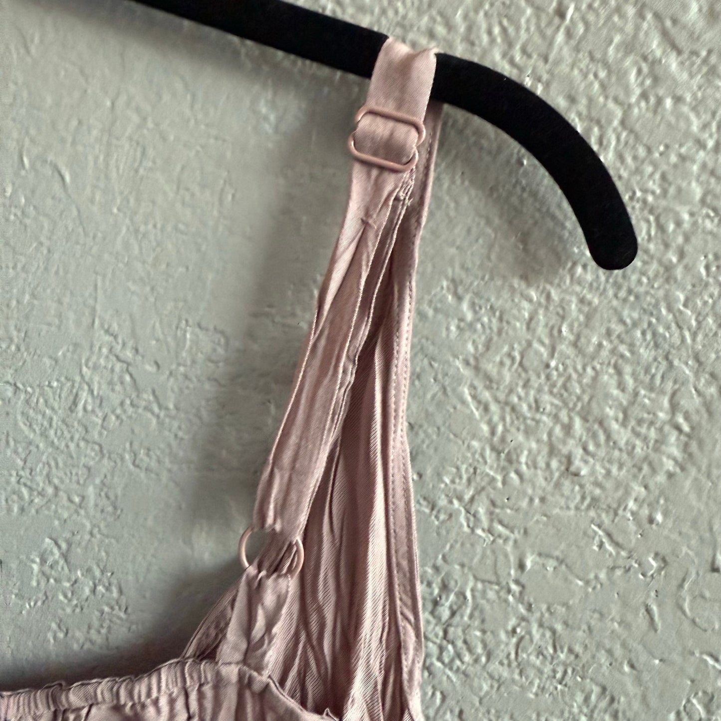 Nic + Zoe Pink Crinkle Tank - Medium