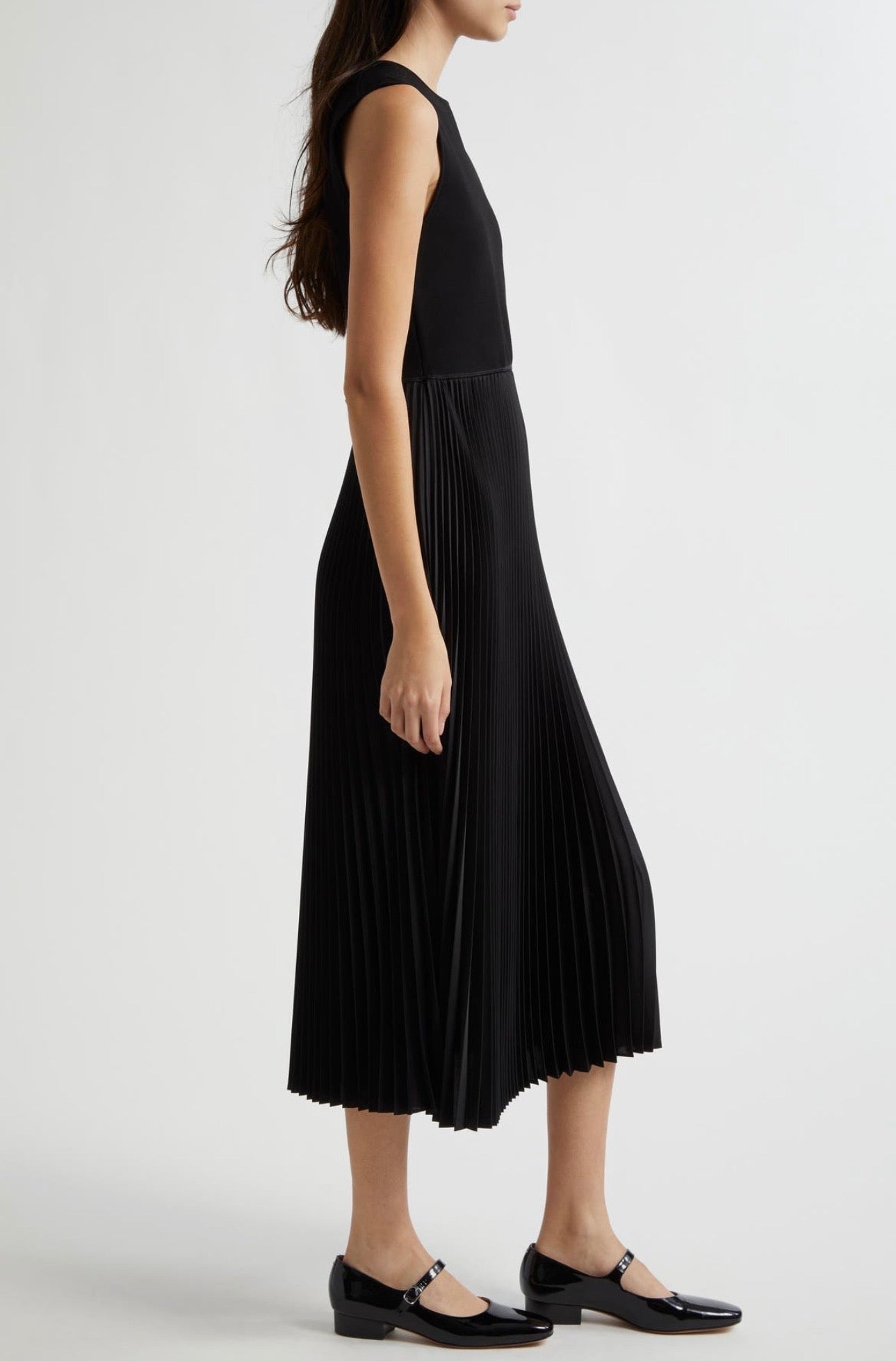 Theory Black Sleek Poplin Sleeveless Pleated Black Dress - Size 6