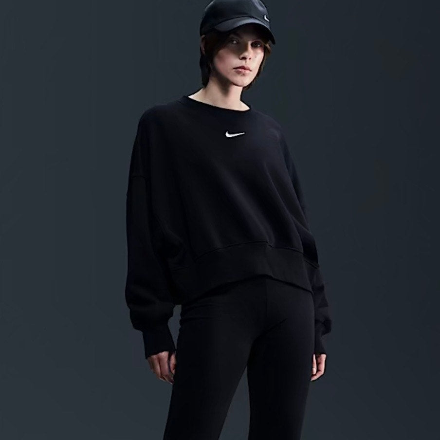 Nike Cropped Oversized Sweatshirt  in Black - Size XXL