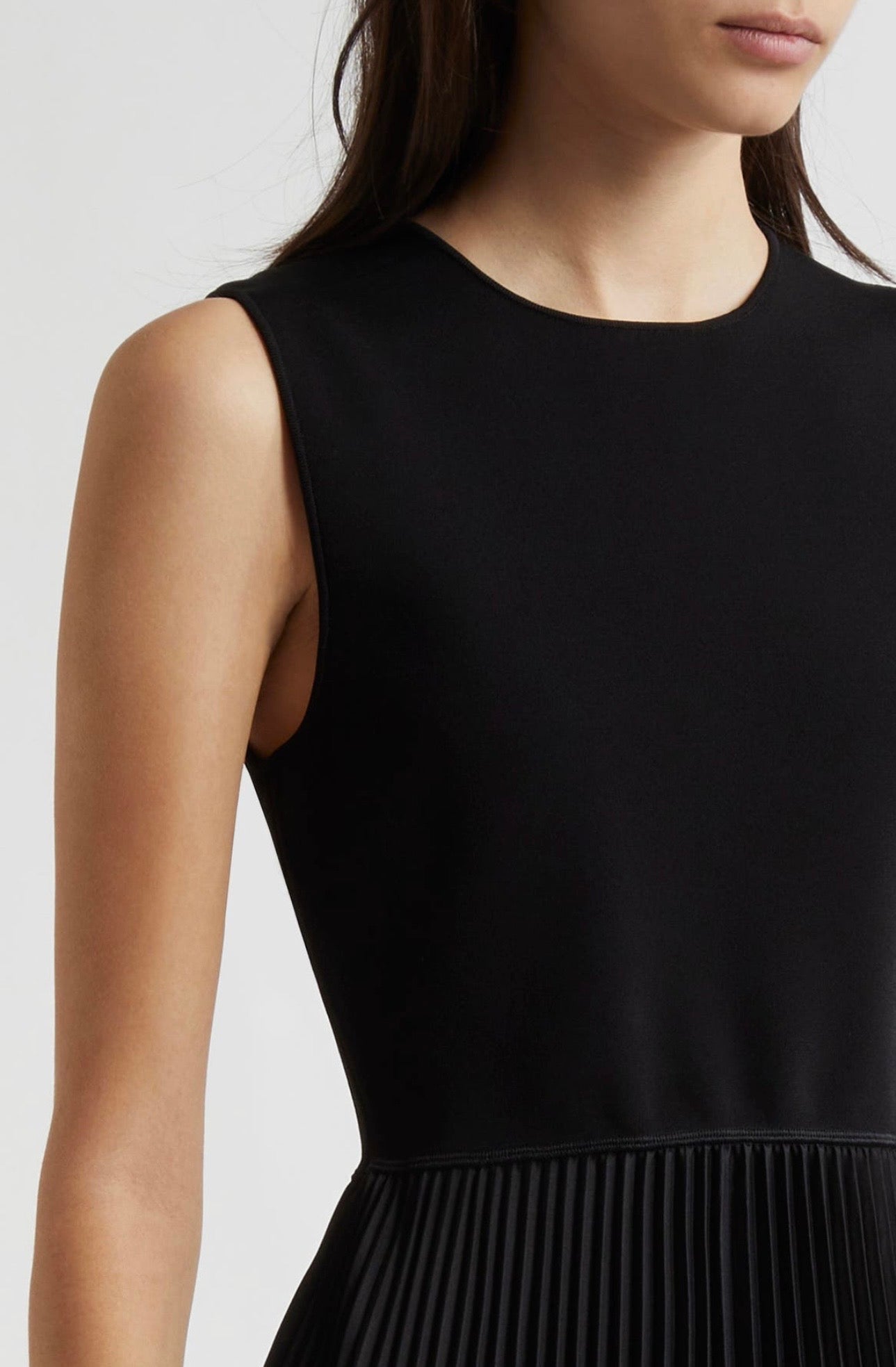 Theory Black Sleek Poplin Sleeveless Pleated Black Dress - Size 6
