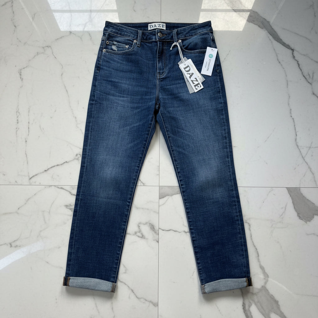 Daze Mid Rise Jeans - Size 29