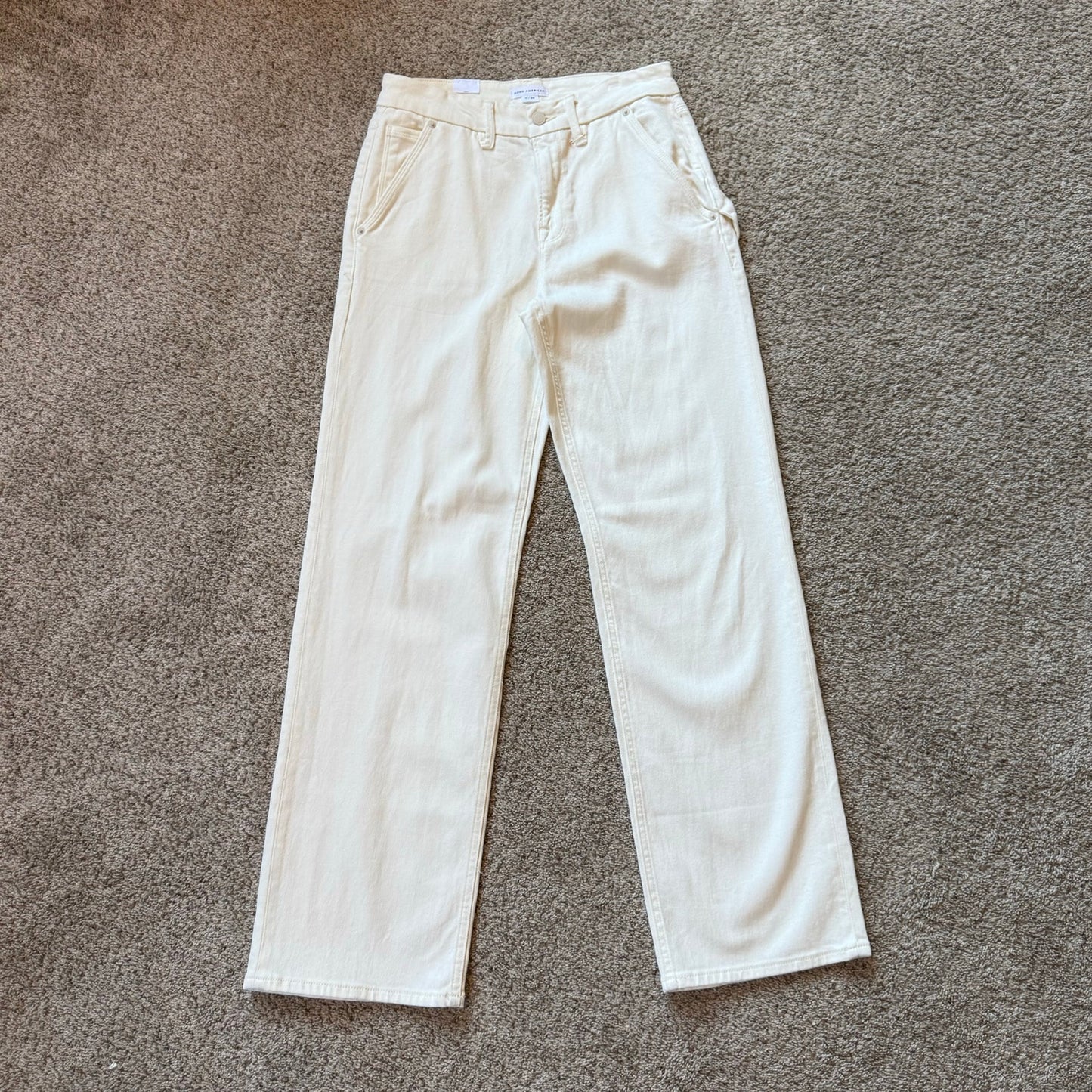 Good American 90s Relaxed Jeans in Cream - Size 0/25 (Loose Fit)