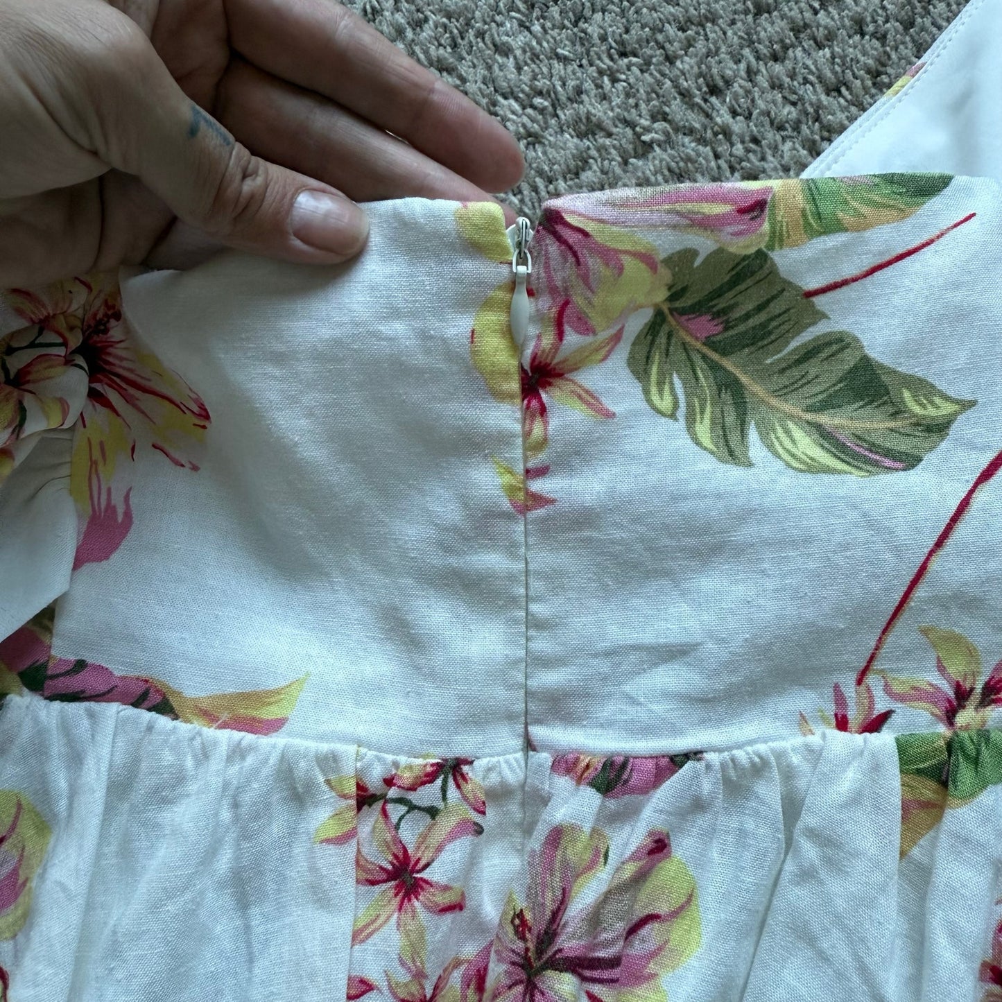 WAYF Floral Top - Large